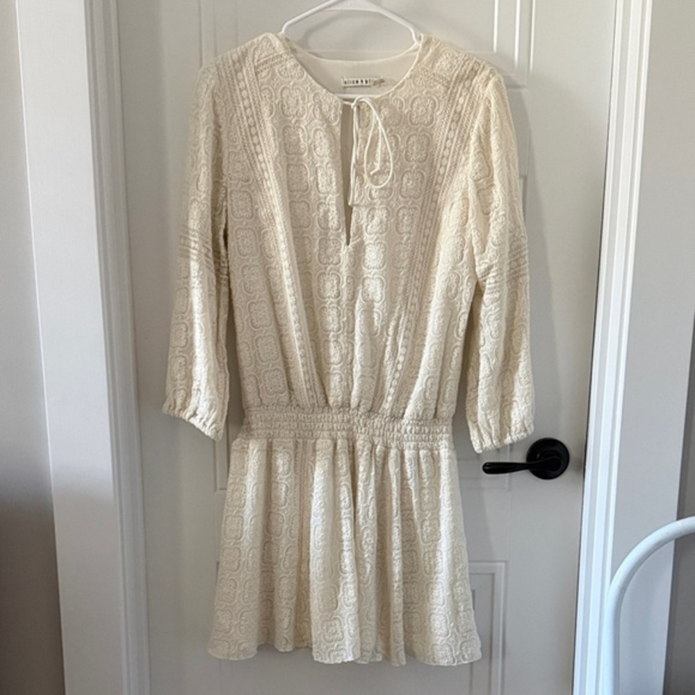Alice + Olivia Cream Lace Dress